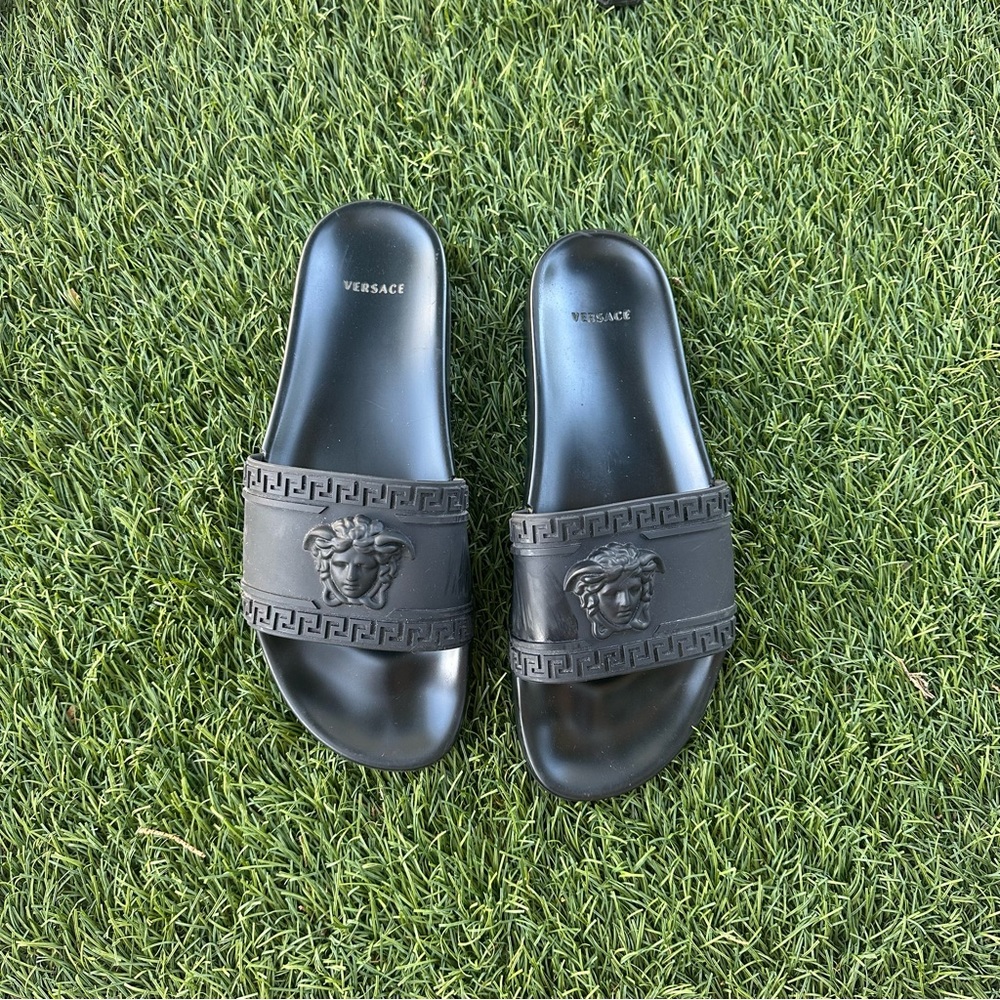 Versace Palazzo black medusa head slide sandals